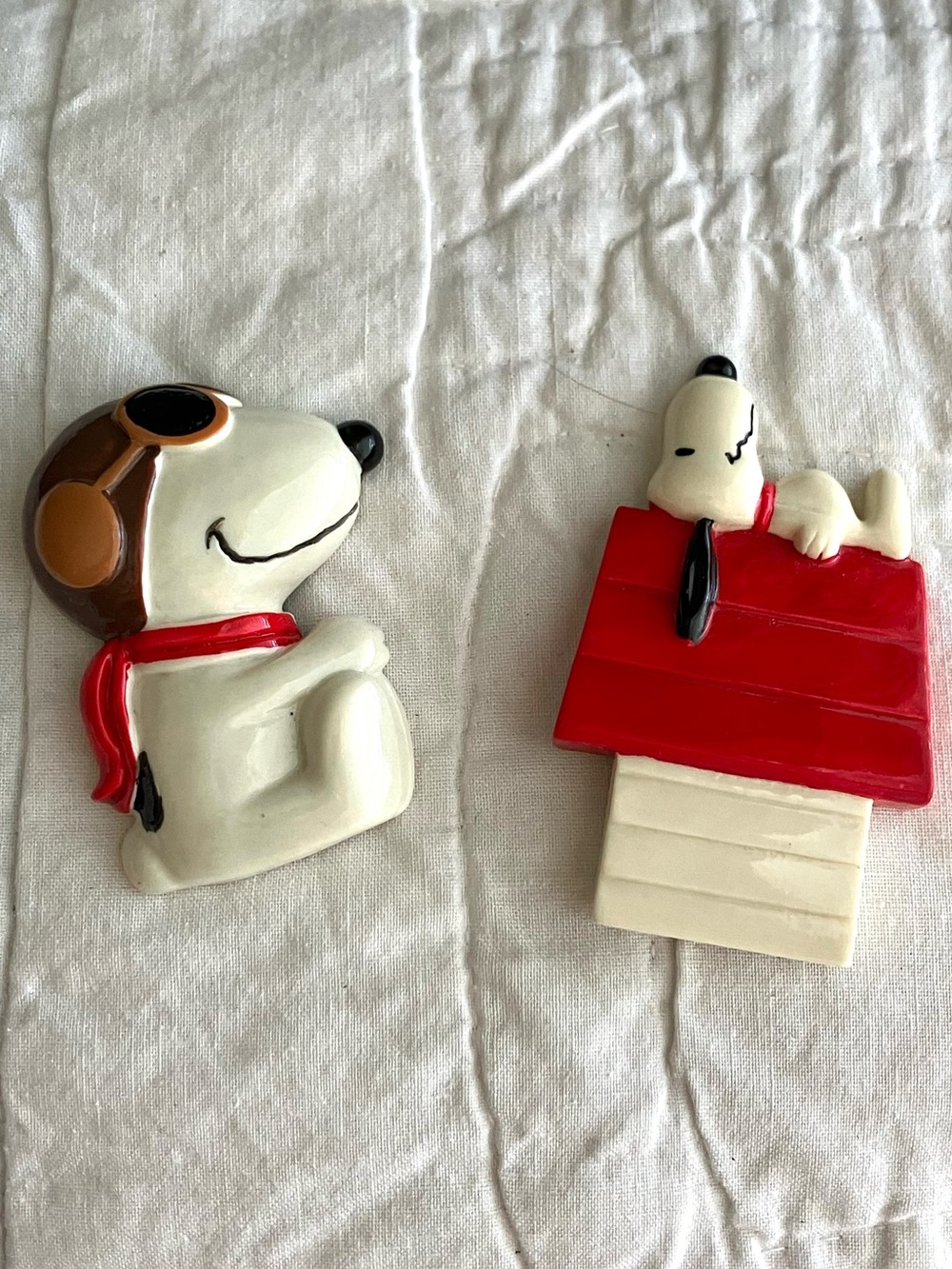 Vintage Peanuts Snoopy Red Baron Collector Two Magnets Brand New